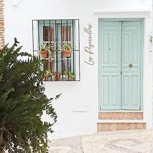 Pizarrillas: Tu Hogar En Blanco Pueblo Frigiliana